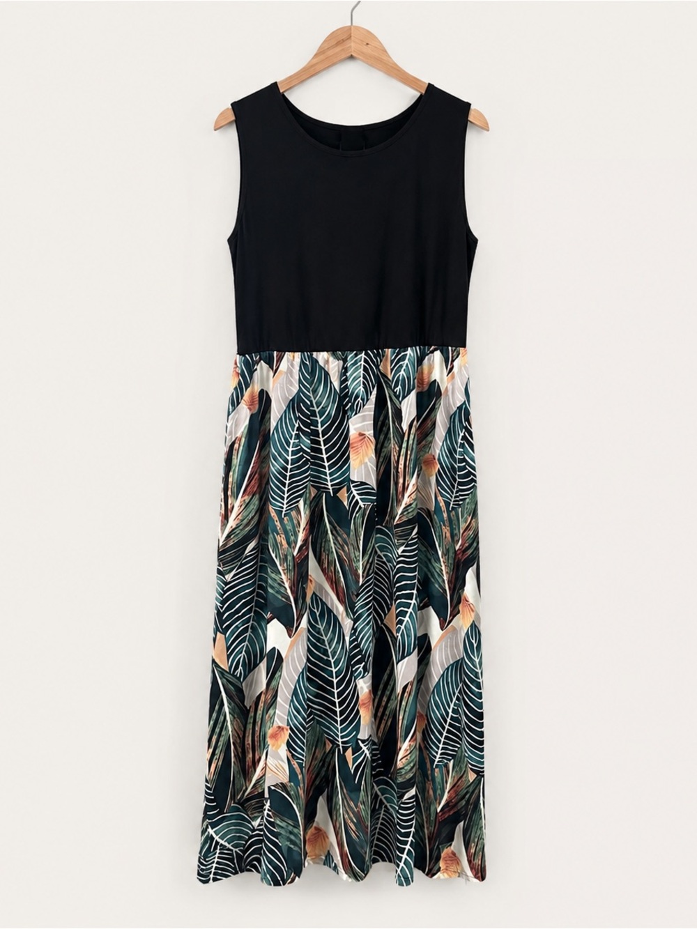 Sleeveless Black Top Maxi Dress with Tropical Leaf Print
